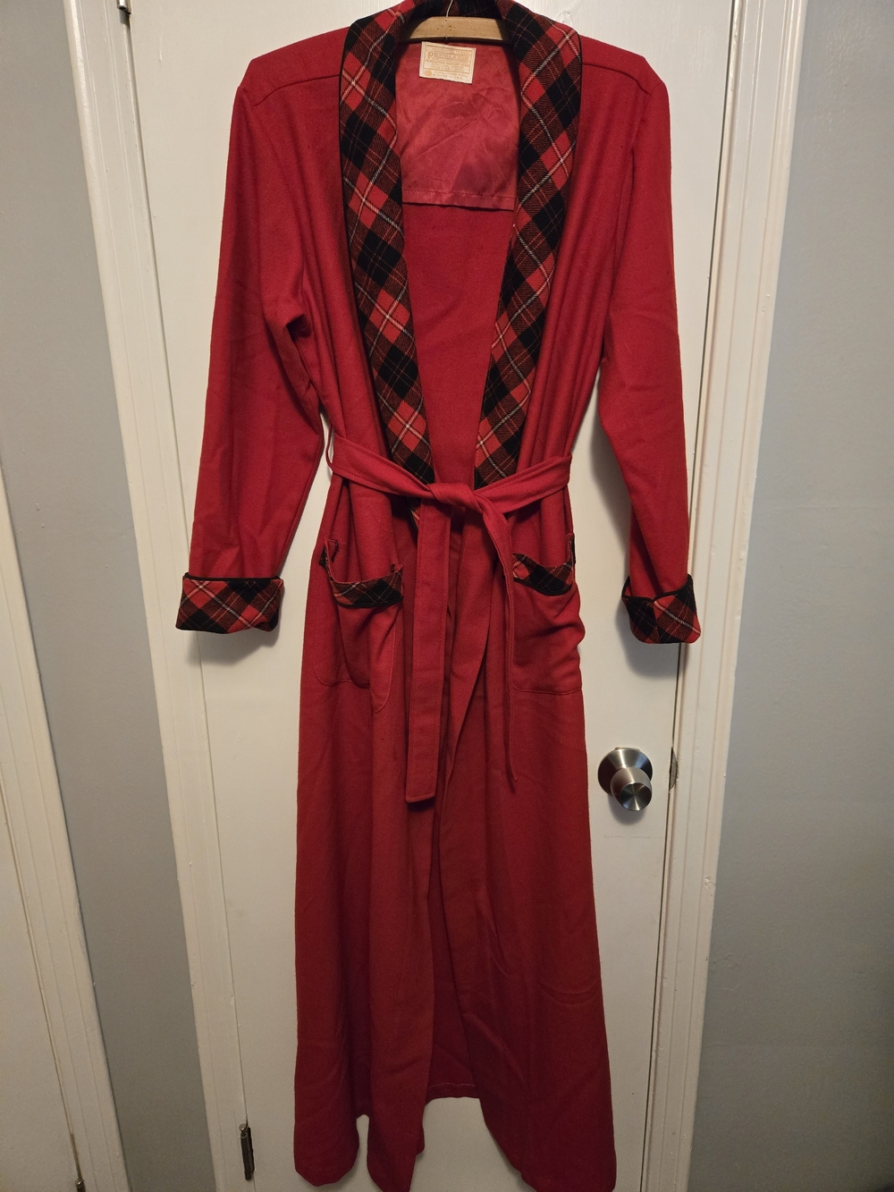 VTG Pendleton 100% Virgin Wool Wrap Robe Red Plaid S
